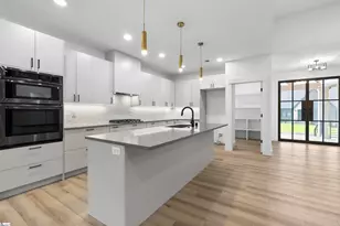 734 New S Ct, Wellford, SC 29385 - Photo 7