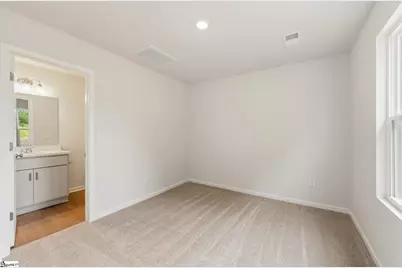131 Cloverfield Lane, Spartanburg, SC 29303 - Photo 7