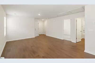 123 Cloverfield Lane, Spartanburg, SC 29303 - Photo 3