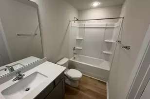 221 Walnut Hill Dr, Easley, SC 29642 - Photo 3