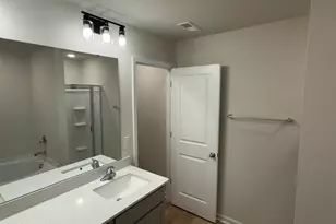 221 Walnut Hill Dr, Easley, SC 29642 - Photo 9