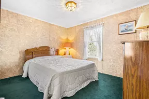 1754 Memorial Dr Ext, Greer, SC 29651 - Photo 23