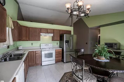 136 Bellweather Drive, Duncan, SC 29334 - Photo 9