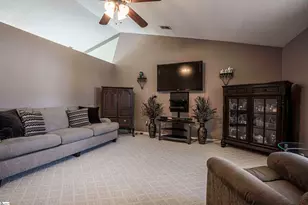 136 Bellweather Dr, Duncan, SC 29334 - Photo 3