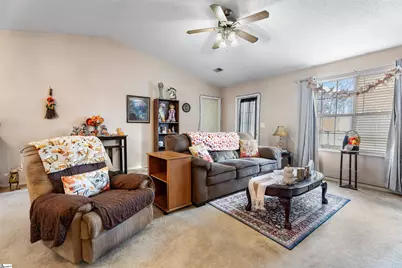 8 Pasture Place, Simpsonville, SC 29681 - Photo 7