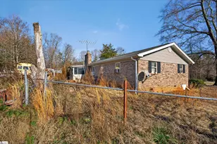 1520 Spencer Creek Rd, Campobello, SC 29322 - Photo 13