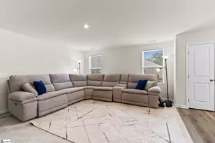 205 Creighton Ridge Dr, Clinton, SC 29325 - Photo 5