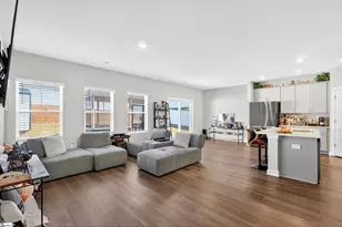 292 Lavinia Cir, Duncan, SC 29365 - Photo 9