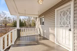 25 Wood Cir, Taylors, SC 29687 - Photo 5