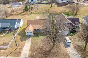 42 Stevenson Rd, Taylors, SC 29687 - Photo 39