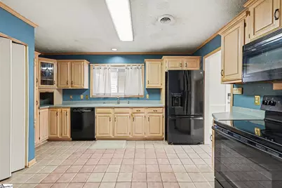 113 Grant Drive, Laurens, SC 29360 - Photo 11