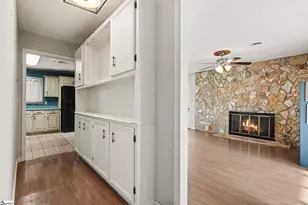 113 Grant Dr, Laurens, SC 29360 - Photo 3