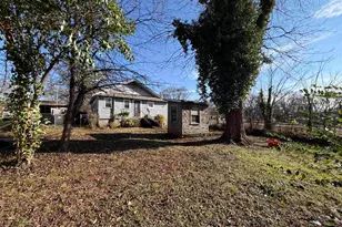 210 Gridley St, Greenville, SC 29609 - Photo 3