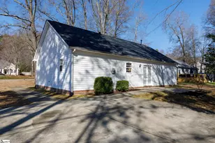 110 Scotch Pine Dr, York, SC 29745 - Photo 5