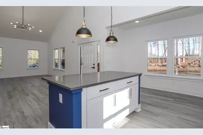 198 Saragota Avenue, Spartanburg, SC 29302 - Photo 5