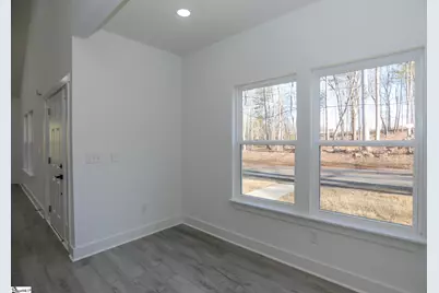 198 Saragota Avenue, Spartanburg, SC 29302 - Photo 9