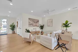 2 Taverly Dr, Greenville, SC 29605 - Photo 7