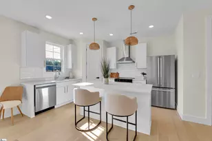 2 Taverly Dr, Greenville, SC 29605 - Photo 9