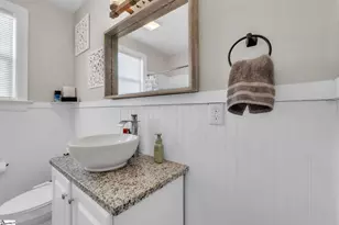 735 Duncan Park Rd, Spartanburg, SC 29306 - Photo 15