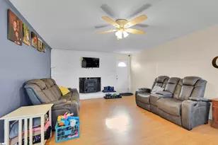 310 Rhodes Rd, Woodruff, SC 29388 - Photo 5