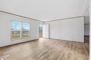 1212 Fairview Church Rd, Spartanburg, SC 29303 - Photo 9