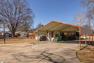 414 Mapleton Dr, Greenville, SC 29607 - Photo 19