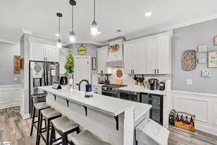 213 Burdette Rd, Simpsonville, SC 29681 - Photo 11