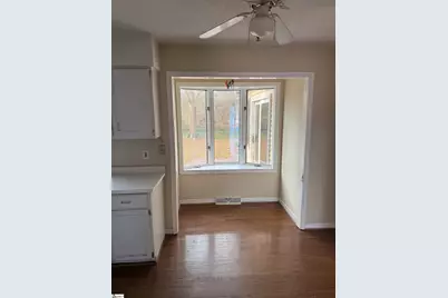 113 Lexington Court, Simpsonville, SC 29681 - Photo 7