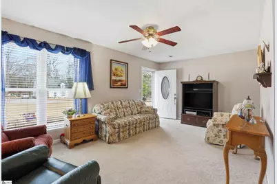 6353 Greenfield Drive, Spartanburg, SC 29303 - Photo 5