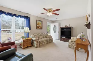 6353 Greenfield Dr, Spartanburg, SC 29303 - Photo 5