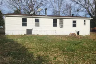 263 Babb Rd, Campobello, SC 29322 - Photo 23