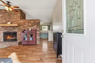 6404 Greenfield Dr, Spartanburg, SC 29303 - Photo 3