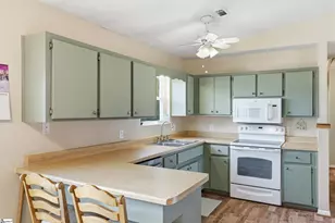 6404 Greenfield Dr, Spartanburg, SC 29303 - Photo 7