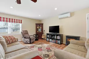 6404 Greenfield Dr, Spartanburg, SC 29303 - Photo 11