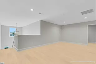21 Hasbrook Ln, Greenville, SC 29607 - Photo 9