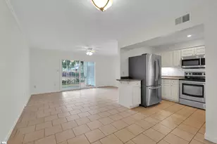 925 Cleveland St, Greenville, SC 29601 - Photo 13