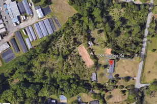 904 McAbee Rd, Spartanburg, SC 29306 - Photo 3