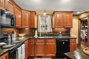 109 S Laurel St, Walhalla, SC 29691 - Photo 9