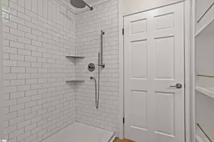 31 Dahlglen Ave, Greenville, SC 29607 - Photo 9