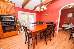 370 Sunset Rd, Landrum, SC 29356 - Photo 9