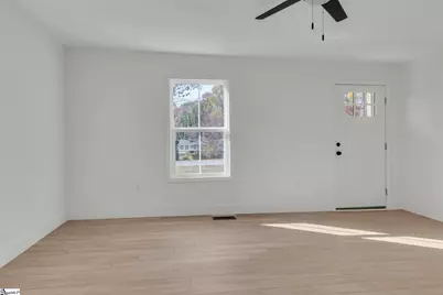 125 Circle Drive, Greer, SC 29650 - Photo 3