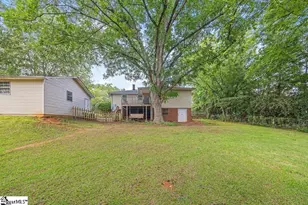 77 Loftis Rd, Travelers Rest, SC 29690 - Photo 23