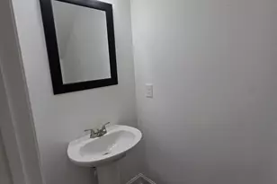 109 Lynn Ave, Laurens, SC 29360 - Photo 9