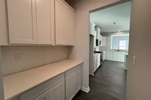 18 Stumphouse St, Greenville, SC 29607 - Photo 5