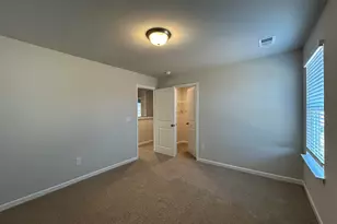 18 Stumphouse St, Greenville, SC 29607 - Photo 23