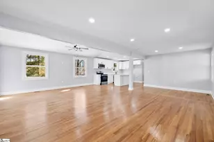 217 Greenbriar Dr, Simpsonville, SC 29680 - Photo 3