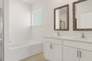 918 Pineland Dr, Woodruff, SC 29388 - Photo 11