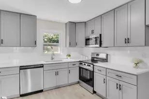 2020 Bolt Dr, Anderson, SC 29621 - Photo 9