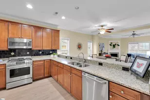 28 Barnwood Cir, Greenville, SC 29607 - Photo 9