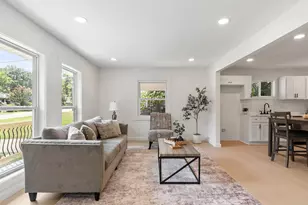 323 Crosby Cir, Greenville, SC 29605 - Photo 3